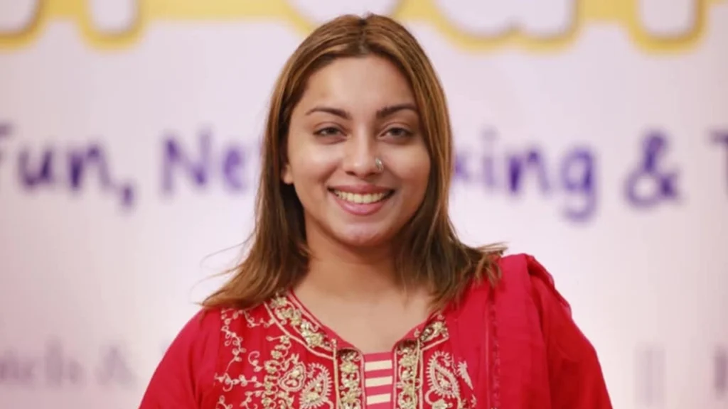 মডেল মেঘনা আলমকে ‘দরজা ভেঙে’ কারা নিয়ে গেল