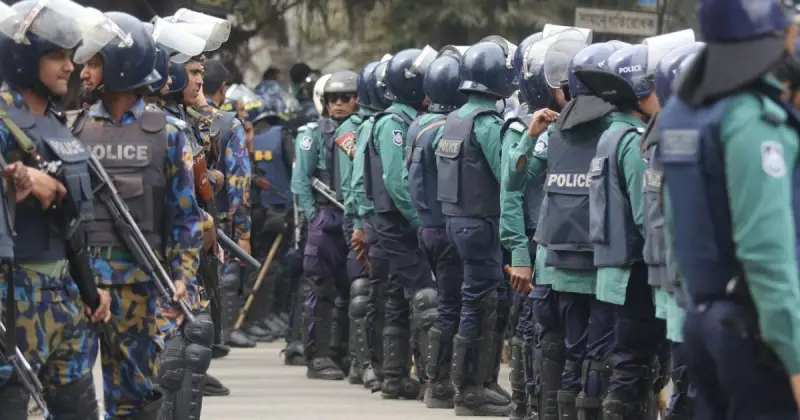 পুলিশের নজরে বিশেষ ’সাড়ে ৩ ঘণ্টা’, কি ঘটতে চলেছে ঢাকায় ?